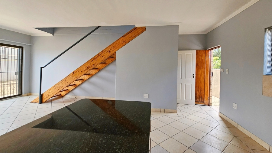 3 Bedroom Property for Sale in Langenhovenpark Free State